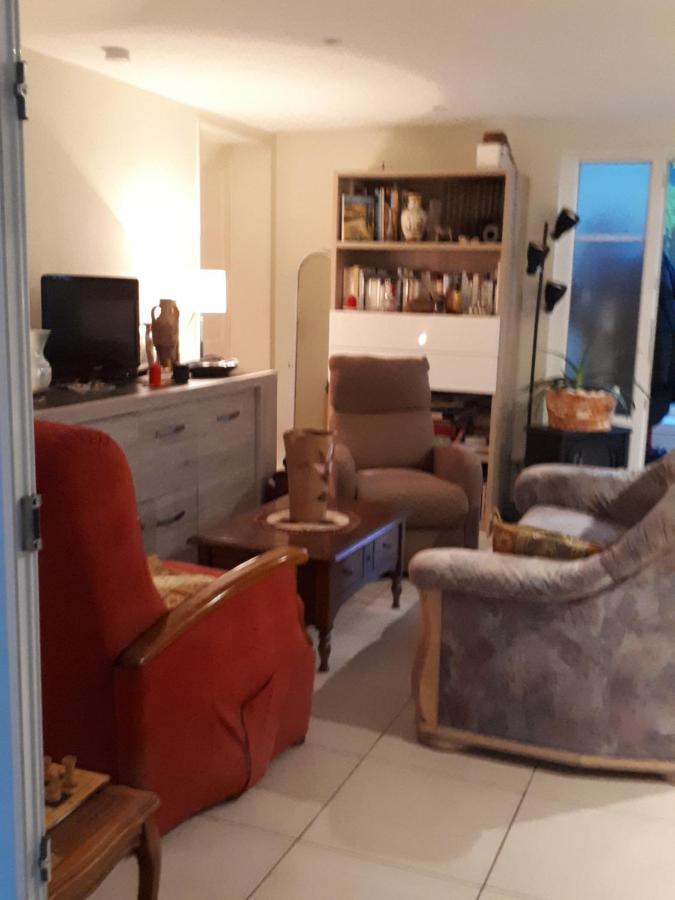 Les Ecureuils Bourguignons Apartment Montchanin Exterior photo
